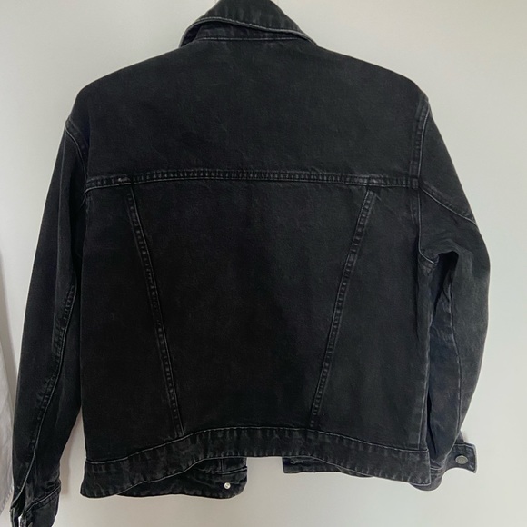 Vero Moda black denim jacket! - Picture 2 of 4